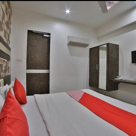Hotel Green Apple กันตินาการ์ ภายนอก รูปภาพ
