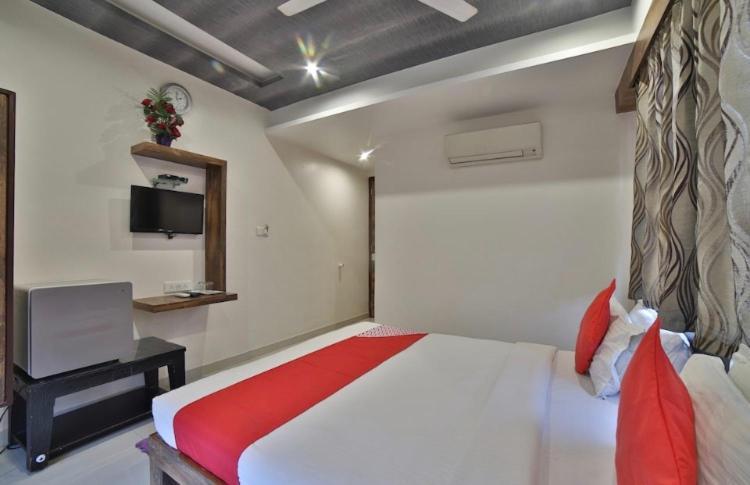 Hotel Green Apple กันตินาการ์ ภายนอก รูปภาพ